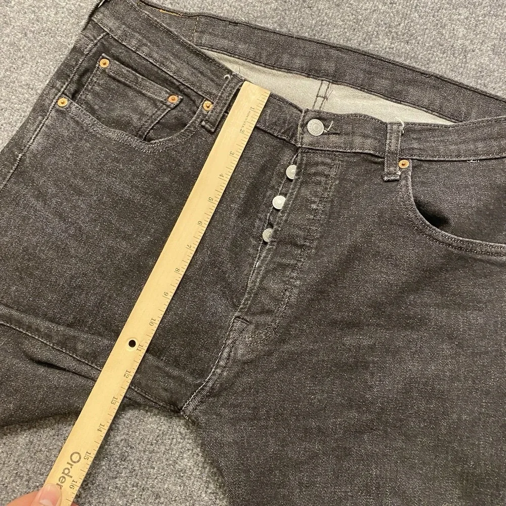 Levis 501 Jeans Mens 38x30 Faded Black Denim Button Fly Retro Style Classic